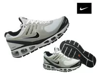 nike air max 2010 white-noir